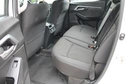 2025 Isuzu D-MAX LS-M