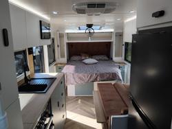 2026 Cadillac RV 2025 Hermes Family Double Bunk Family Van