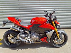 2026 Ducati Streetfighter V2 S Streetfighter Red