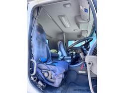 2010 UD Nissan Gwb4d