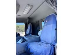 2010 UD Nissan Gwb4d