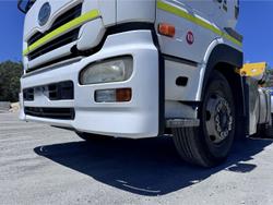 2010 UD Nissan Gwb4d