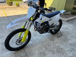 2022 Husqvarna FC350 White