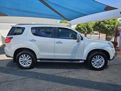 2018 Isuzu MU-X LS-T