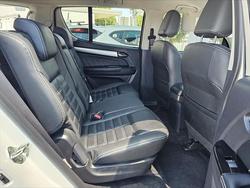 2018 Isuzu MU-X LS-T