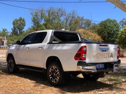 2023 Toyota Hilux SR5