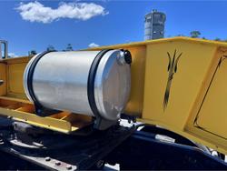 2016 Rhino Tri Axle Trailer