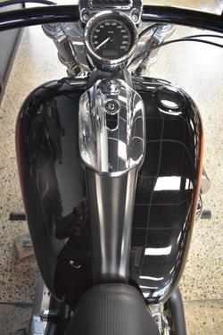 2015 HARLEY-DAVIDSON FXSB SOFTAIL BREAKOUT