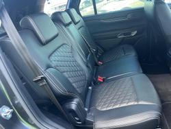 2023 Ford Everest Platinum