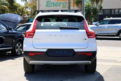 2021 Volvo XC40 T4 Inscription