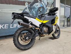 2022 HUSQVARNA NORDEN 901 Yellow