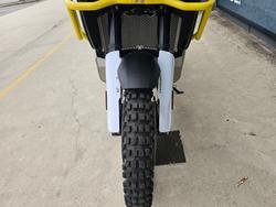 2022 HUSQVARNA NORDEN 901 Yellow