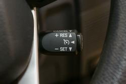 2025 Toyota Landcruiser GXL