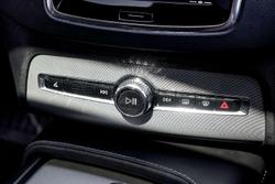 2022 Volvo XC90 B6 R-Design