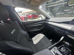2022 Mazda 3 G20 Touring