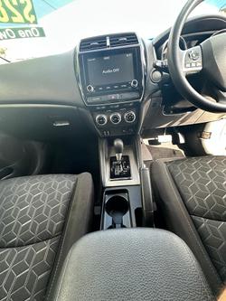 2023 Mitsubishi ASX ES