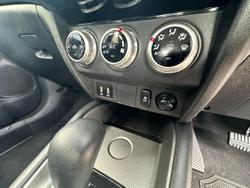 2023 Mitsubishi ASX ES