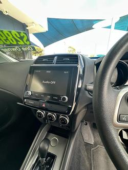 2023 Mitsubishi ASX ES