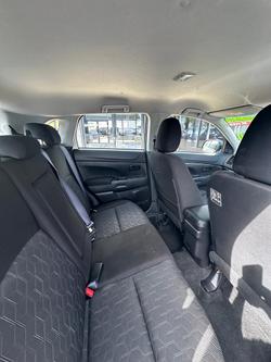 2023 Mitsubishi ASX ES