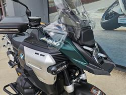 2025 BMW Motorrad R 1300 GS ADVENTURE OPTION 719 Green