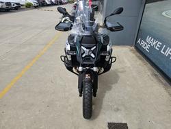 2025 BMW Motorrad R 1300 GS ADVENTURE OPTION 719 Green
