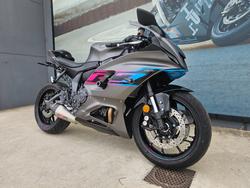 2024 Yamaha YZF-R7LA GREY