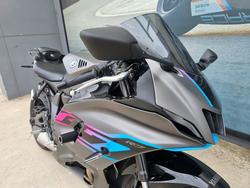 2024 Yamaha YZF-R7LA GREY