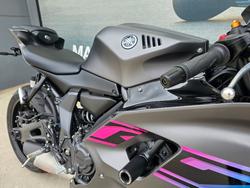 2024 Yamaha YZF-R7LA GREY