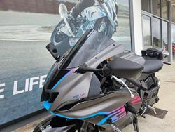 2024 Yamaha YZF-R7LA GREY