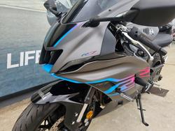 2024 Yamaha YZF-R7LA GREY