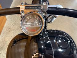 HARLEY-DAVIDSON 2016 HARLEY DAVIDSON 1690CC FXSB BREAKOUT