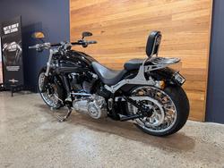 2016 HARLEY-DAVIDSON FXSB SOFTAIL BREAKOUT