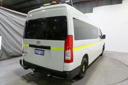 2020 Toyota Hiace Commuter