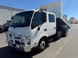 2017 Hino 300 717 , 7 SEAT DUAL CAB, 3.8m TIPPER, X SHIRE