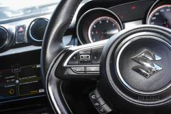 2019 Suzuki Swift GL Navigator