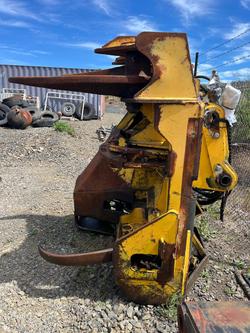 2015 Komatsu Xa233-2 Yellow