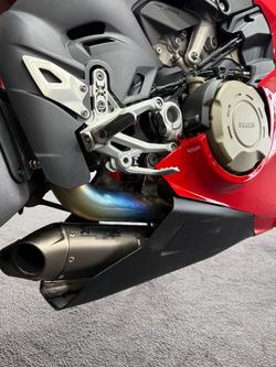 2024 DUCATI PANIGALE V4 S Red