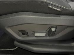 2025 Peugeot 3008 GT Premium Hybrid