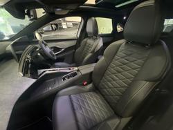 2025 Peugeot 3008 GT Premium Hybrid