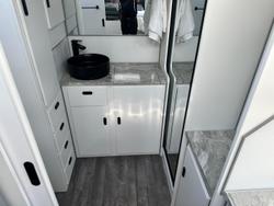 2026 JB Caravans Dirt Road Extreme 22' Large Ensuite