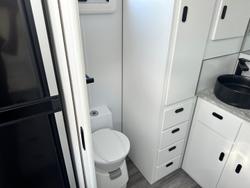 2026 JB Caravans Dirt Road Extreme 22' Large Ensuite