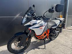2017 KTM 1090 Adventure R Adventure White