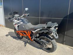 2017 KTM 1090 Adventure R Adventure White