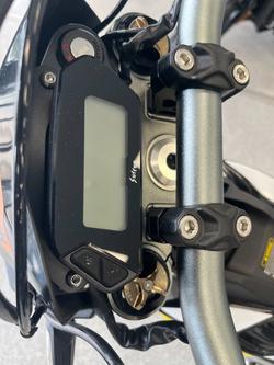 2025 Surron ULTRA BEE R YELLOW/BLACK