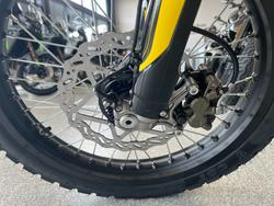 2025 Surron ULTRA BEE R YELLOW/BLACK