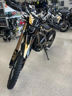 2026 Surron ULTRA BEE T BROWN