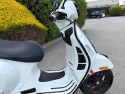 2023 VESPA GTS 300 SUPER SPORT
