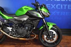 2024 Kawasaki Z500 Green