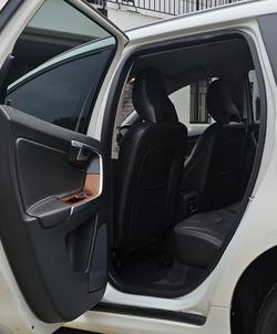 2015 Volvo XC60 D4 Luxury MY16 AWD Crystal White