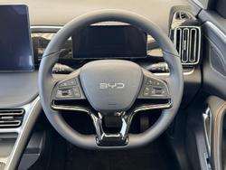 2025 BYD SEALION 5 Premium